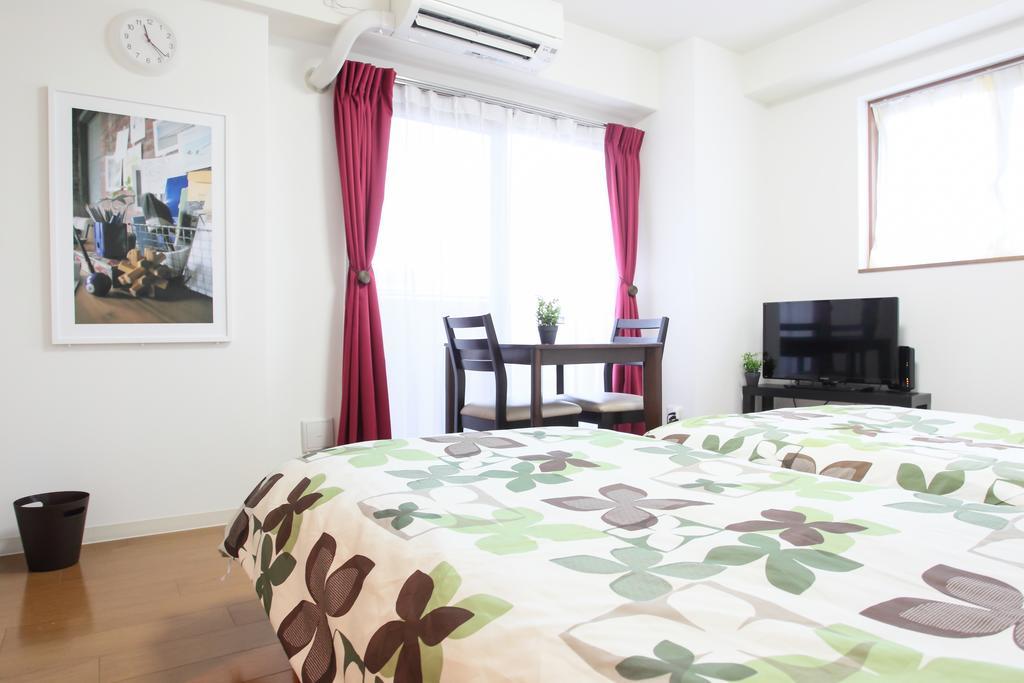 ลา ฟามิเลีย ยะมะซะกะ Apartment โอซาก้า ภายนอก รูปภาพ