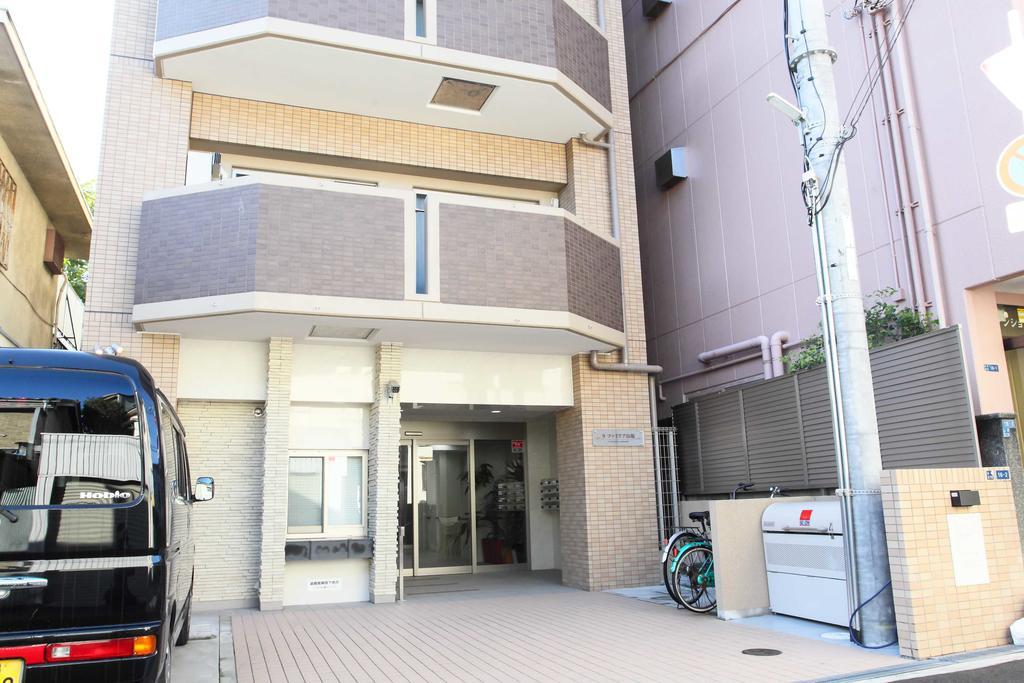 ลา ฟามิเลีย ยะมะซะกะ Apartment โอซาก้า ภายนอก รูปภาพ