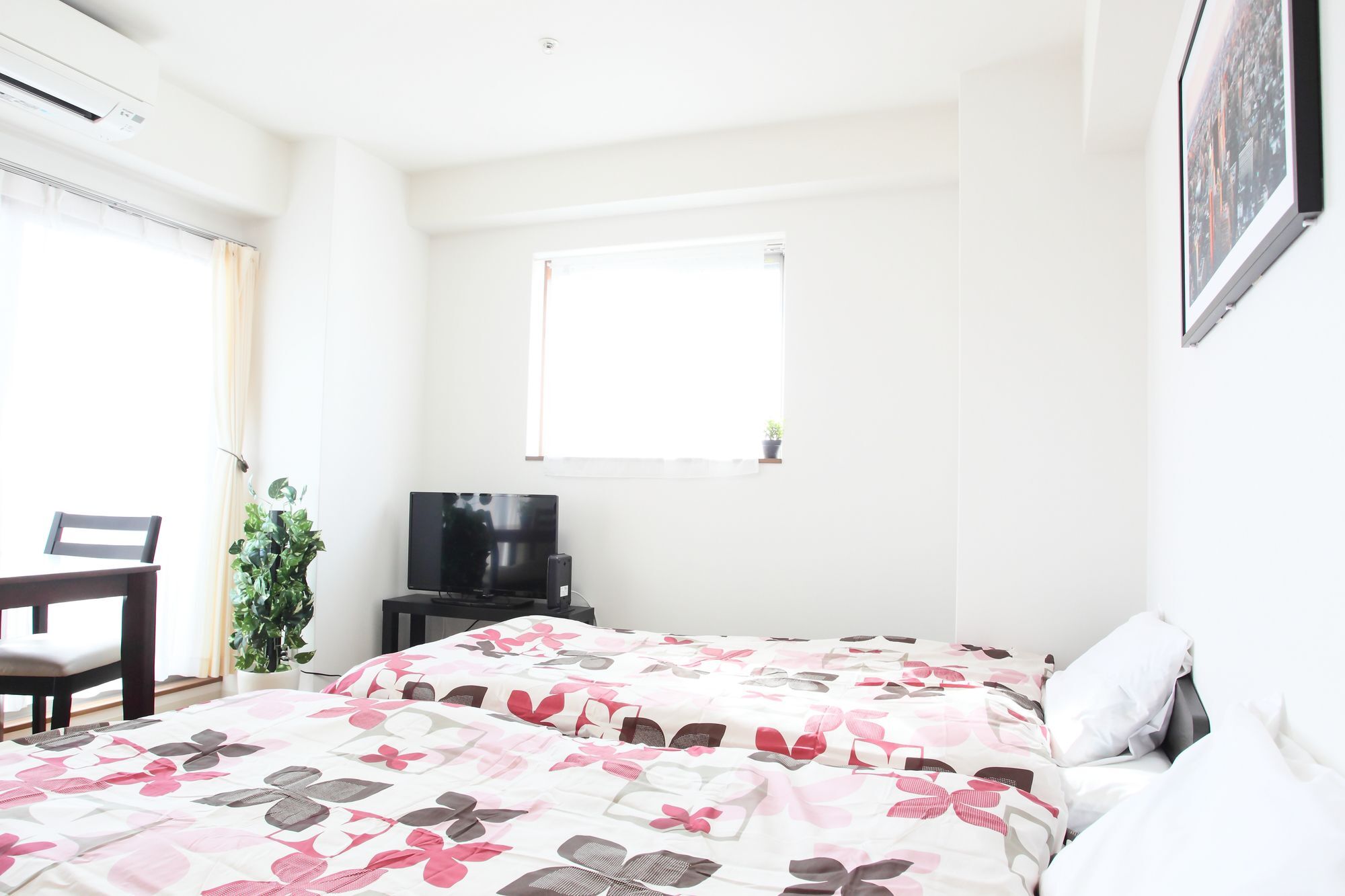 ลา ฟามิเลีย ยะมะซะกะ Apartment โอซาก้า ภายนอก รูปภาพ
