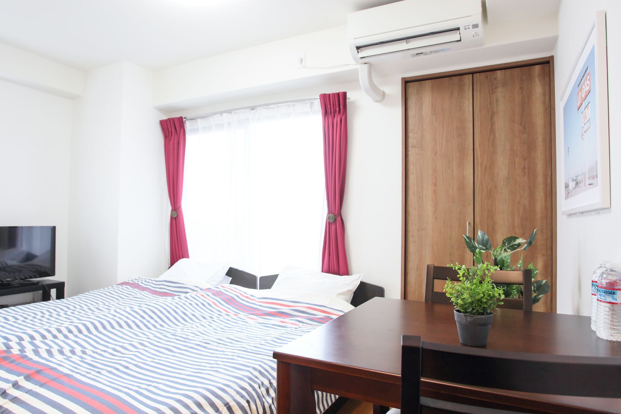 ลา ฟามิเลีย ยะมะซะกะ Apartment โอซาก้า ภายนอก รูปภาพ