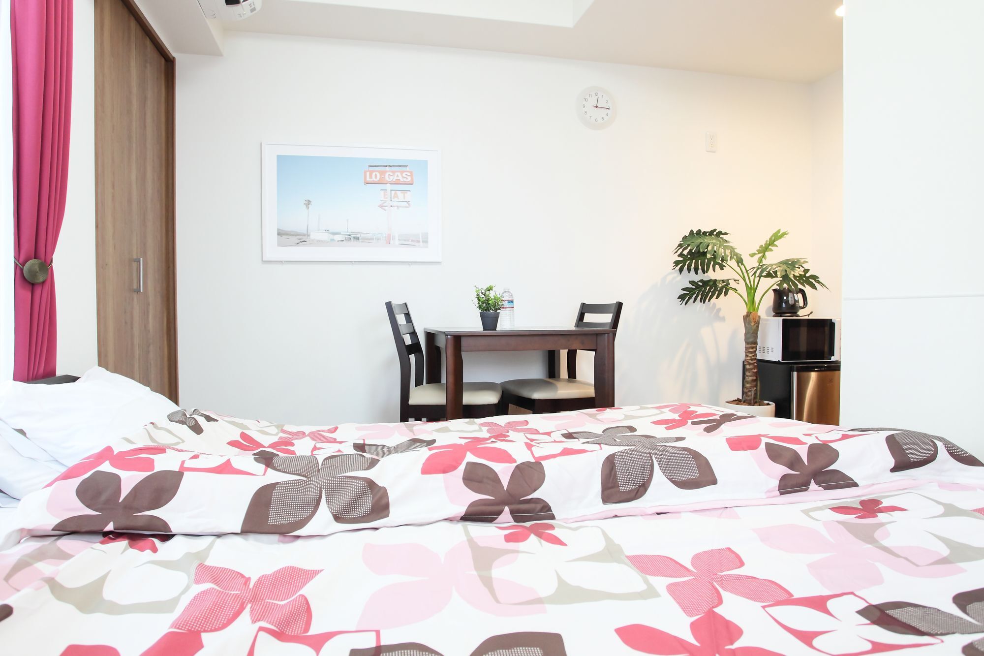 ลา ฟามิเลีย ยะมะซะกะ Apartment โอซาก้า ภายนอก รูปภาพ