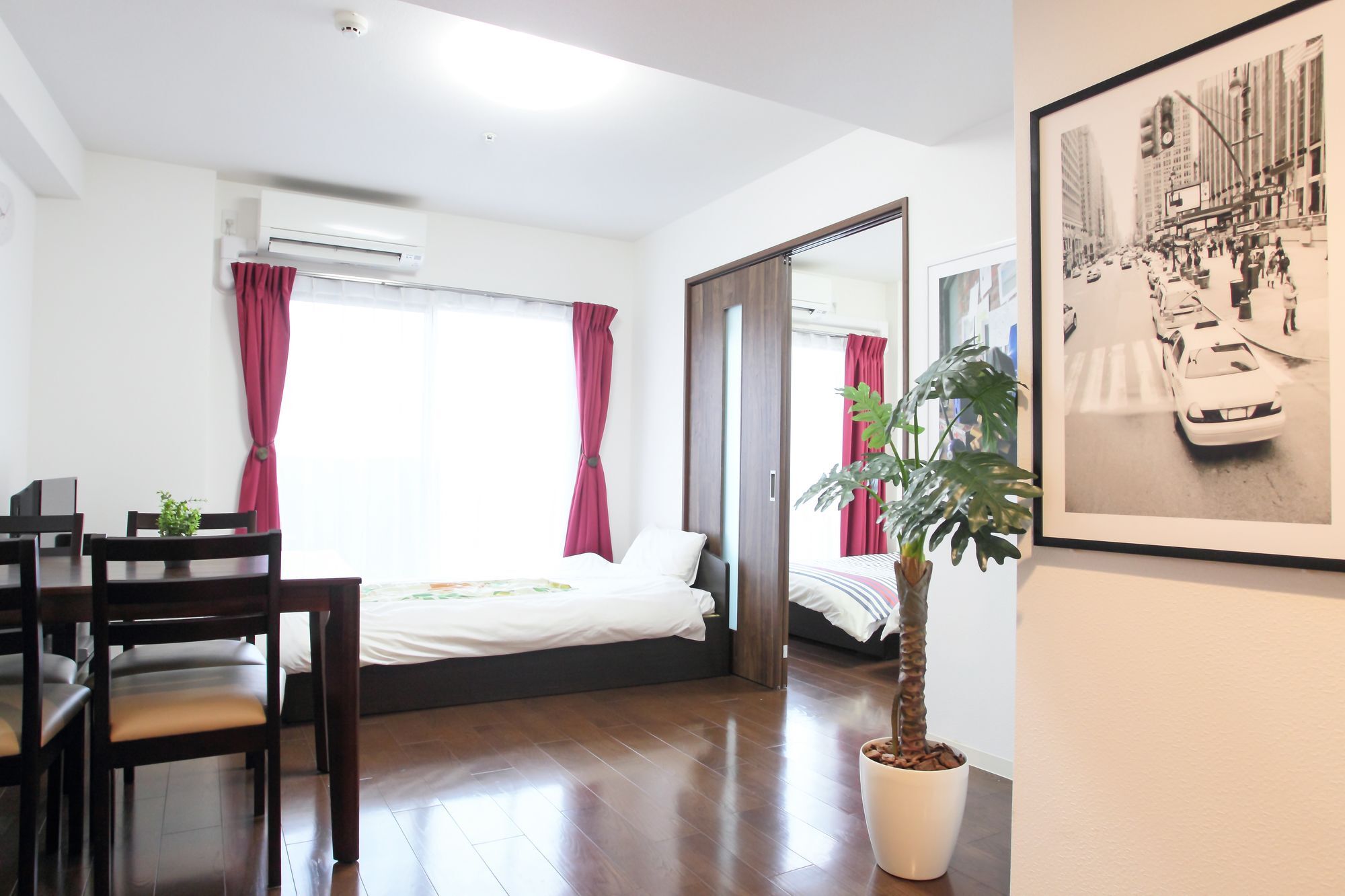ลา ฟามิเลีย ยะมะซะกะ Apartment โอซาก้า ภายนอก รูปภาพ