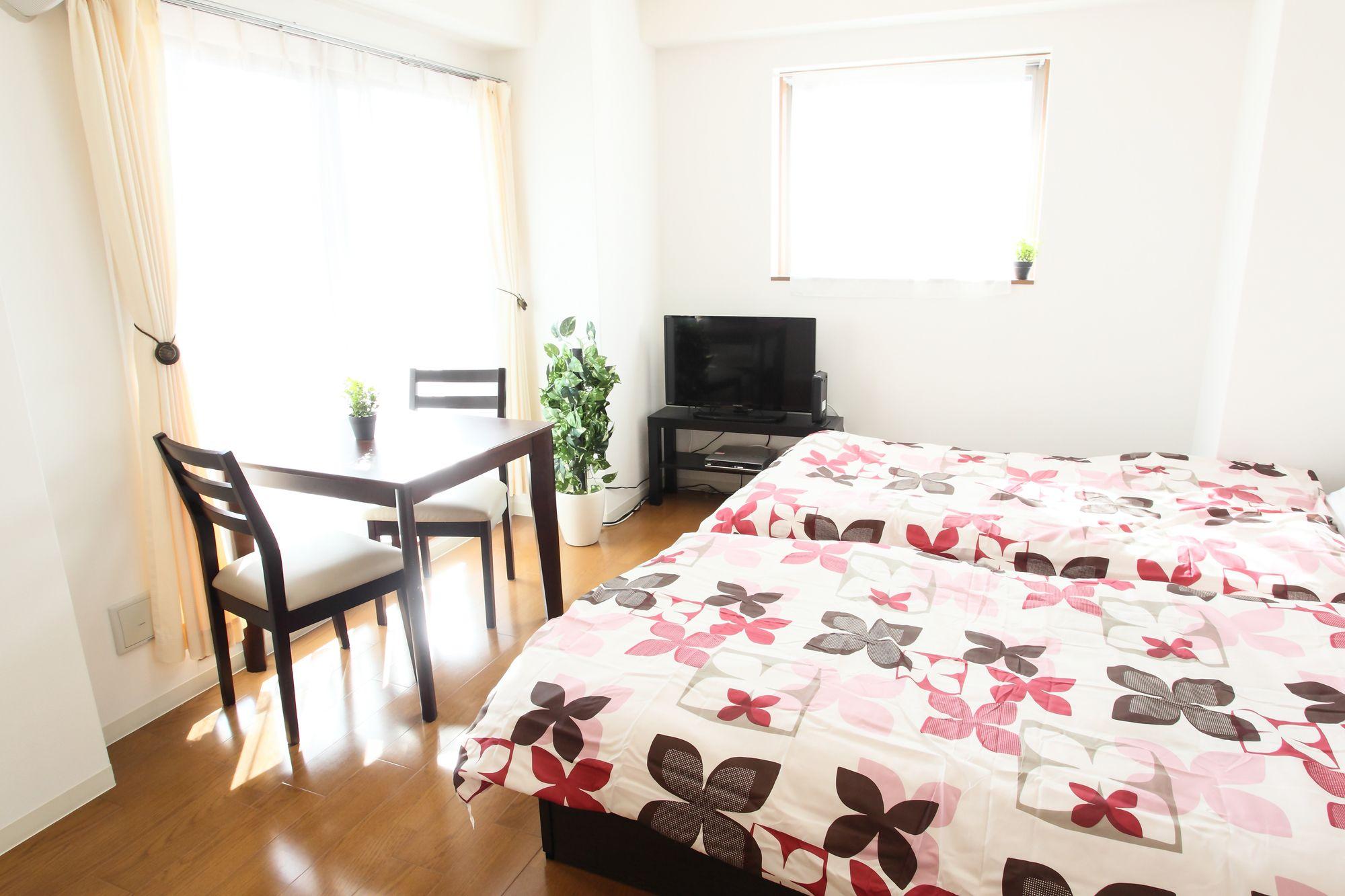 ลา ฟามิเลีย ยะมะซะกะ Apartment โอซาก้า ภายนอก รูปภาพ