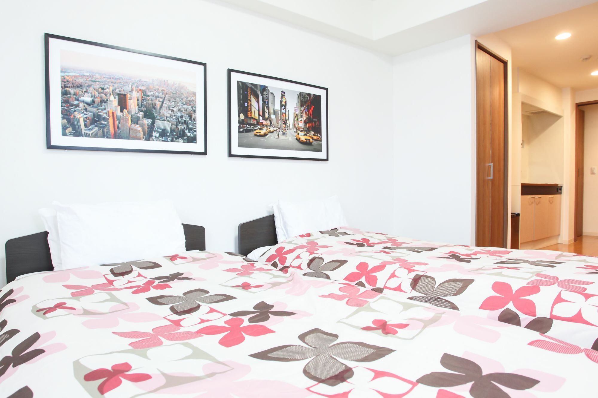 ลา ฟามิเลีย ยะมะซะกะ Apartment โอซาก้า ภายนอก รูปภาพ