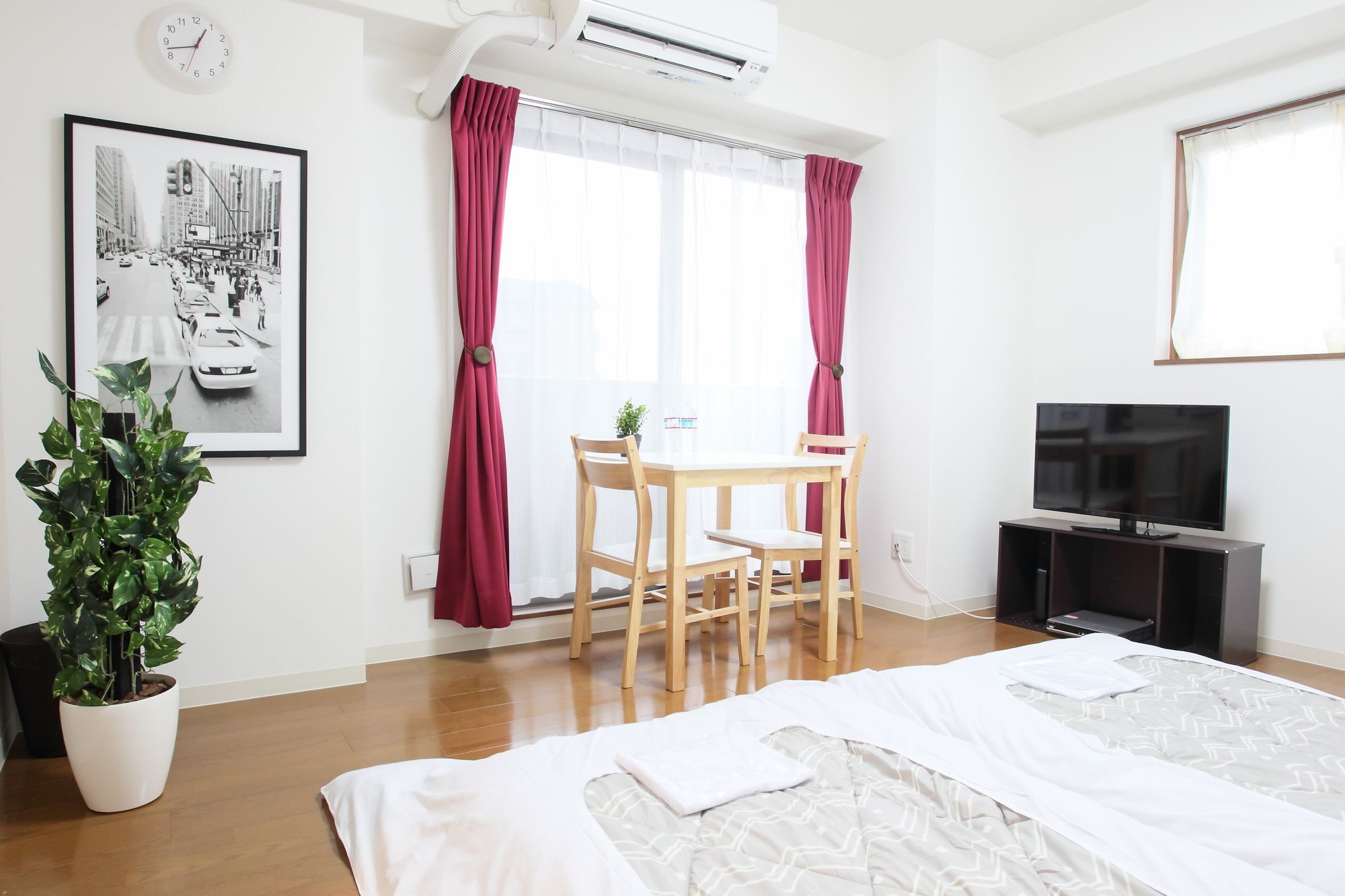 ลา ฟามิเลีย ยะมะซะกะ Apartment โอซาก้า ภายนอก รูปภาพ