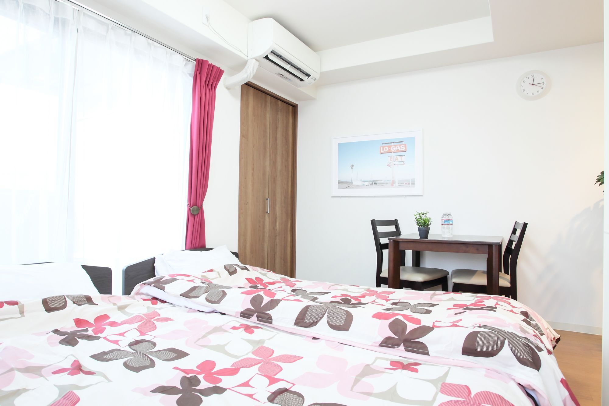 ลา ฟามิเลีย ยะมะซะกะ Apartment โอซาก้า ภายนอก รูปภาพ