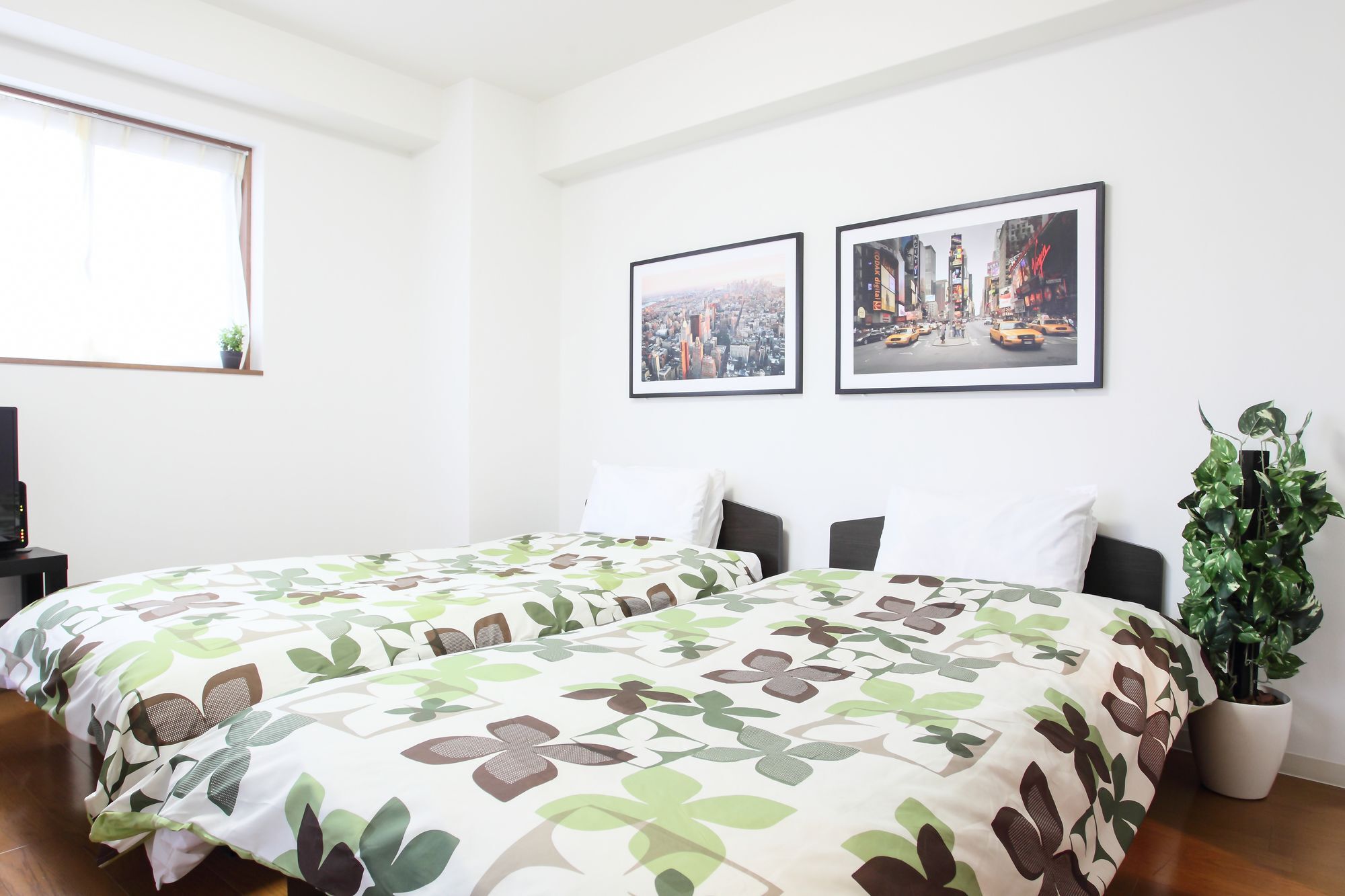 ลา ฟามิเลีย ยะมะซะกะ Apartment โอซาก้า ภายนอก รูปภาพ